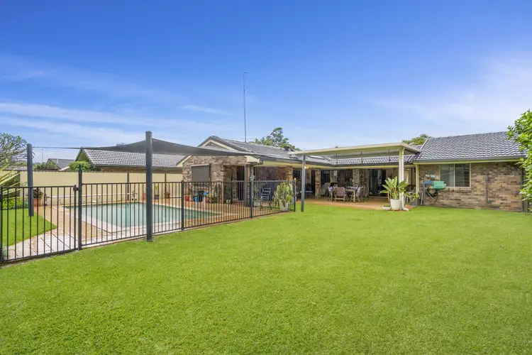 12 Nerang River Drive, Nerang QLD 4211