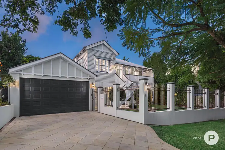 5 Leura Avenue, Hawthorne QLD 4171