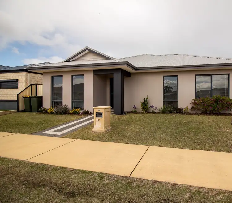 43 Oakpark Green, Clarkson WA 6030