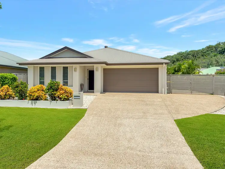 32 Plantation Crescent, Maudsland QLD 4210