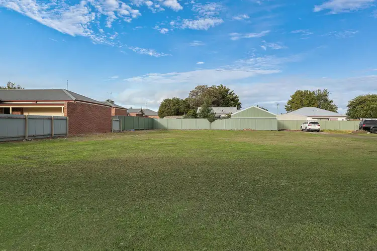 18 Borwick Street, Colac VIC 3250