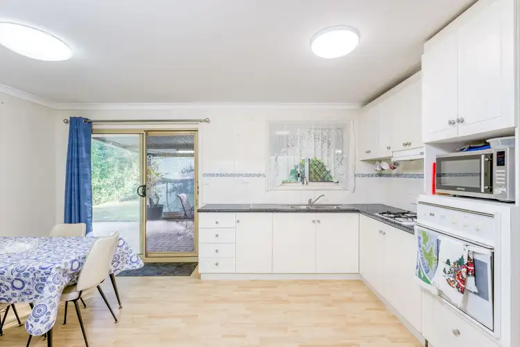 Seventh view of Homely house listing, 5 Simons Court, Langford WA 6147