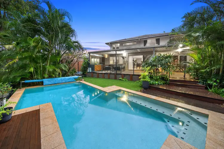 38 Walkers Road, Everton Hills QLD 4053