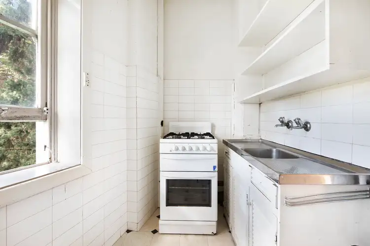 Third view of Homely apartment listing, 11/46 Roslyn Gardens, Rushcutters Bay NSW 2011