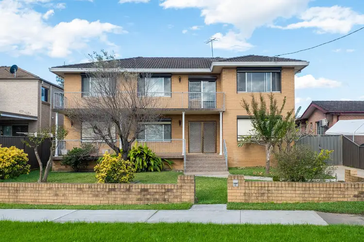 6 Webster Road, Lurnea NSW 2170
