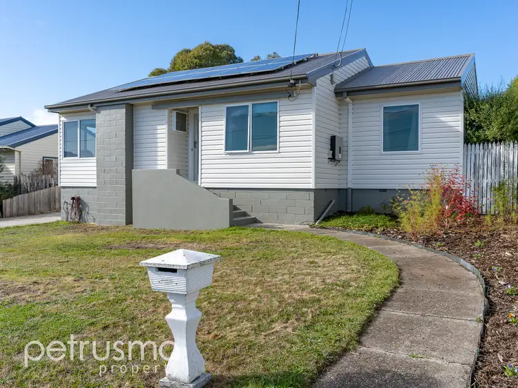 7 Heemskirk Street, Warrane TAS 7018