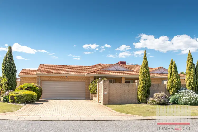 4 Auks Rise, Ballajura WA 6066