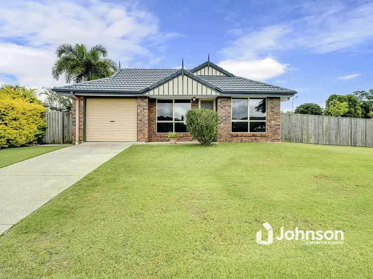 2 Gilbert Court, Hillcrest QLD 4118