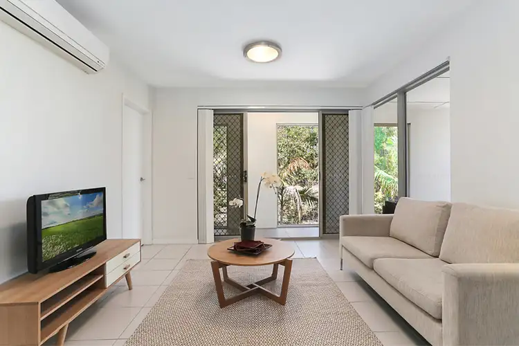 Second view of Homely unit listing, 23/11 Riding Road, Hawthorne QLD 4171