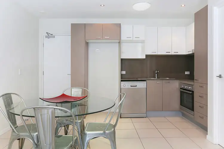 Third view of Homely unit listing, 23/11 Riding Road, Hawthorne QLD 4171