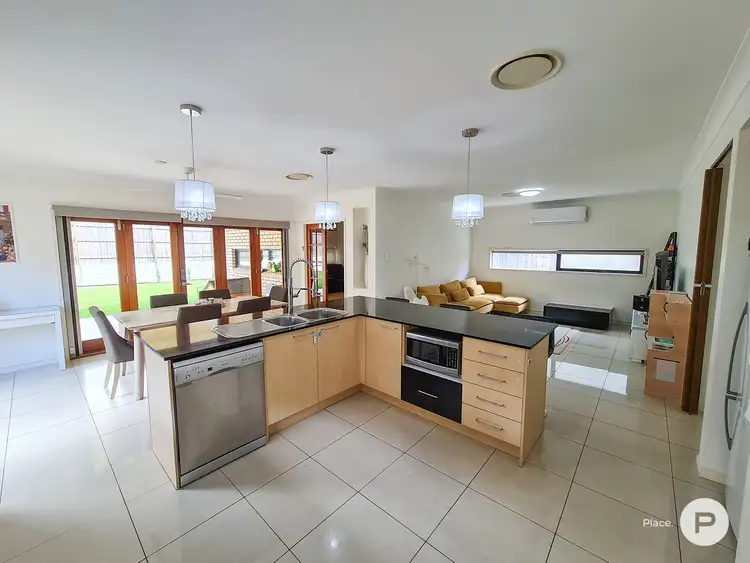 Second view of Homely house listing, 31 Larapinta Circuit, Parkinson QLD 4115