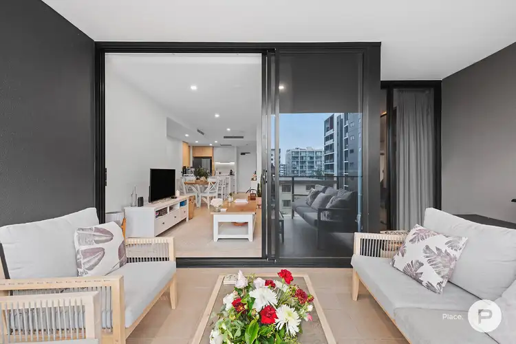 Main view of Homely apartment listing, 402/8 Zillah Street, Stones Corner QLD 4120