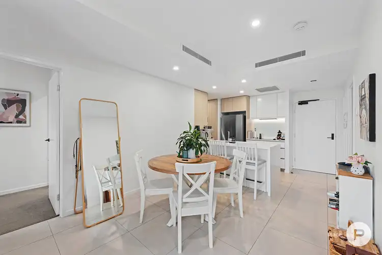 Third view of Homely apartment listing, 402/8 Zillah Street, Stones Corner QLD 4120
