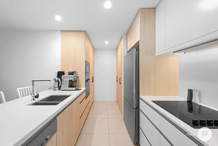 Fourth view of Homely apartment listing, 402/8 Zillah Street, Stones Corner QLD 4120