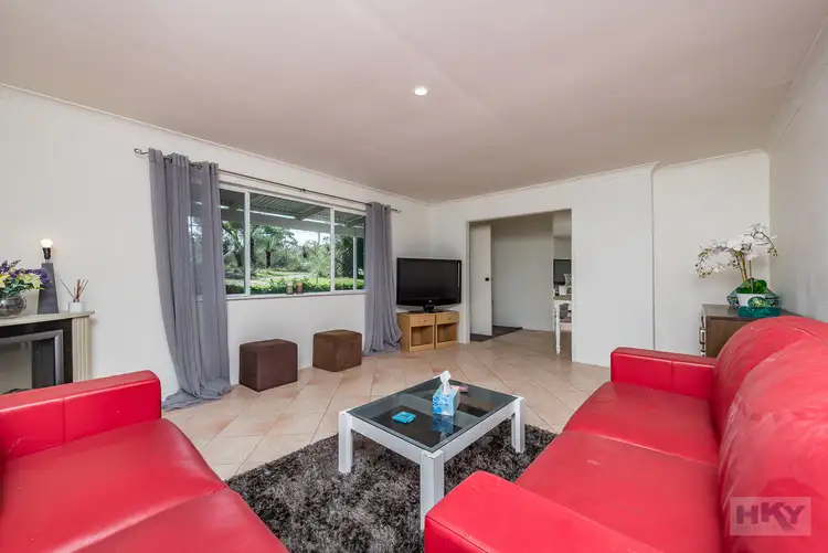 Sixth view of Homely house listing, 32 Wayeela Place, Woodridge WA 6041