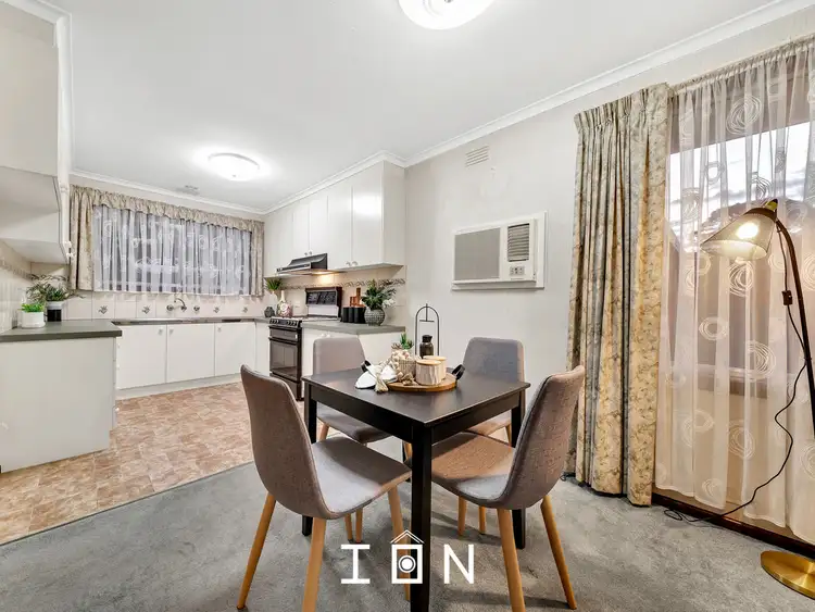 Fifth view of Homely house listing, 2 Cranbourne Drive, Cranbourne VIC 3977