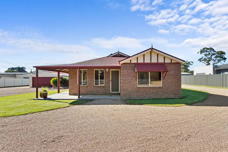5 Clear View Court, Longford VIC 3851