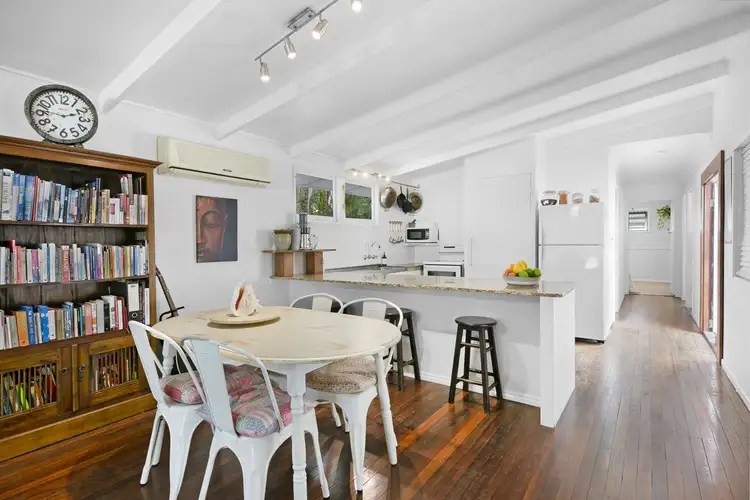 9 Twenty Fourth Avenue, Palm Beach QLD 4221