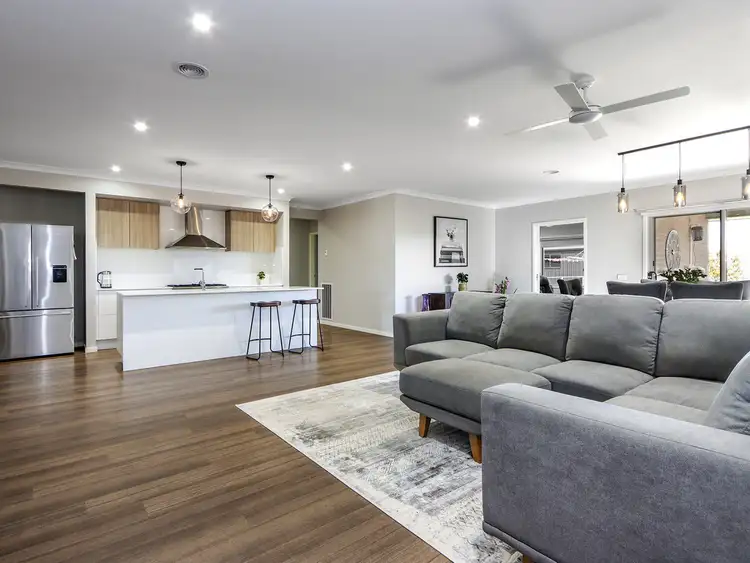 Fourth view of Homely house listing, 7 Lazzaro Crescent, Sale VIC 3850