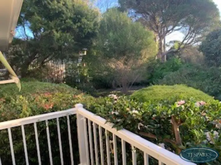 125 Wimbledon Avenue, Mount Eliza VIC 3930