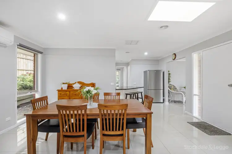 Fifth view of Homely house listing, 7 Dunmore Close, Langwarrin VIC 3910
