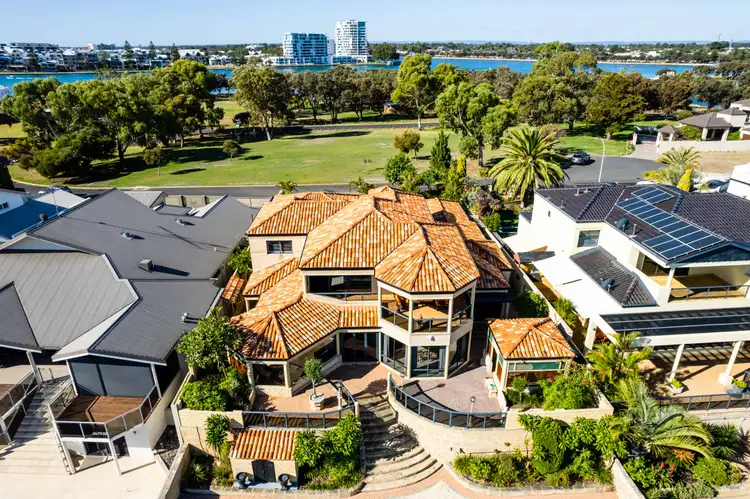 Second view of Homely house listing, 5 Sovereign Gardens, Halls Head WA 6210