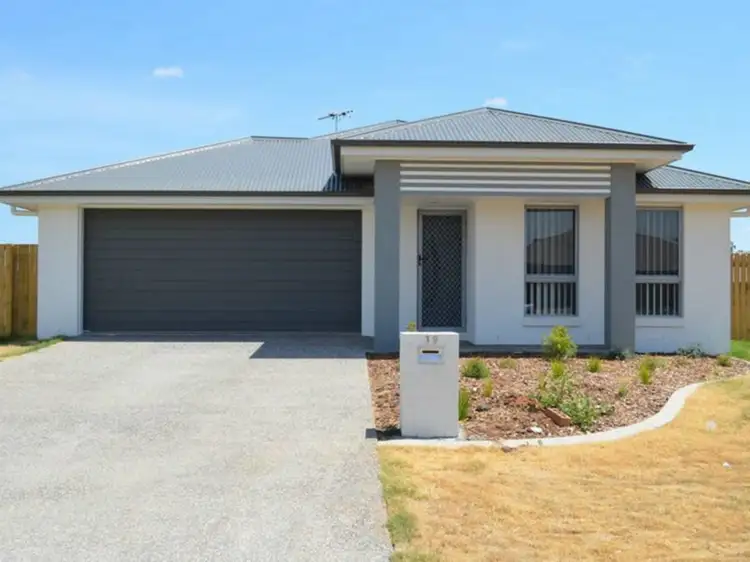 19 Jade Street