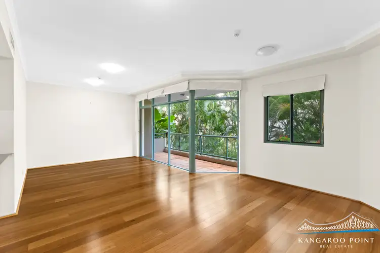 18/10 Goodwin Street, Kangaroo Point QLD 4169