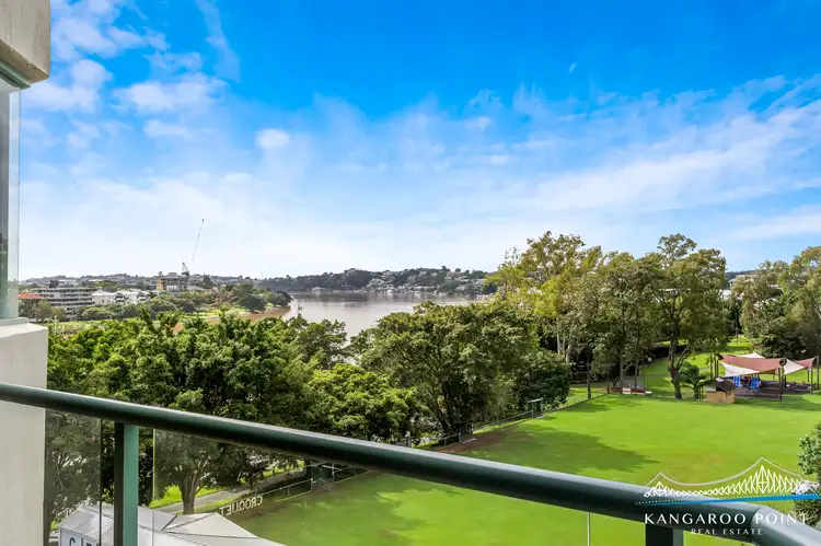 14/10 Park Avenue, Kangaroo Point QLD 4169