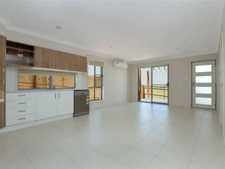 Fifth view of Homely unit listing, 1/31 Abbey Street, Cranley QLD 4350