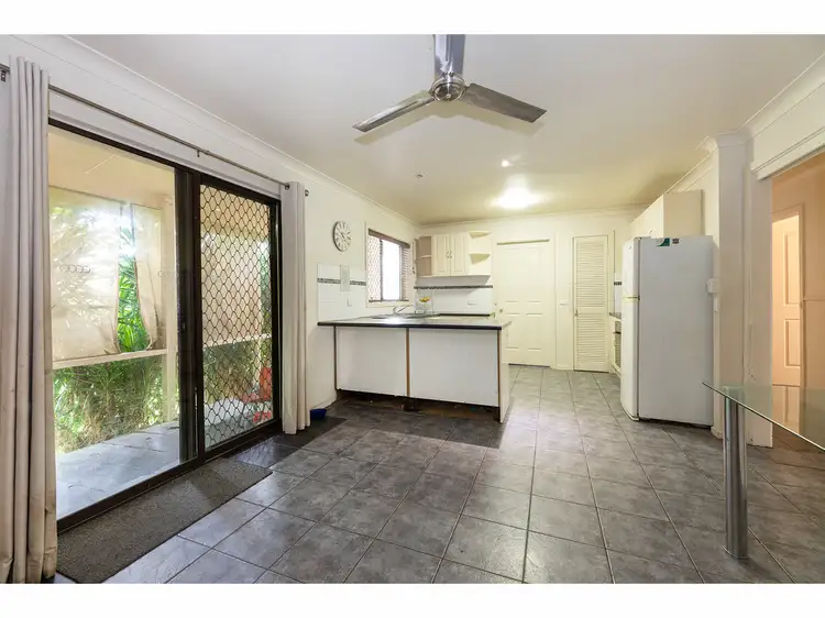 Fourth view of Homely house listing, 398 Lucinda Court, Lavington NSW 2641
