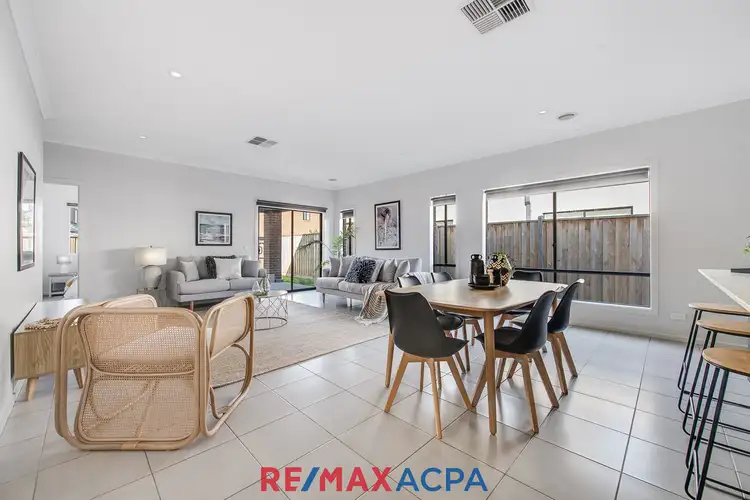 Fourth view of Homely house listing, 5 Wingfield Parkway, Williams Landing VIC 3027