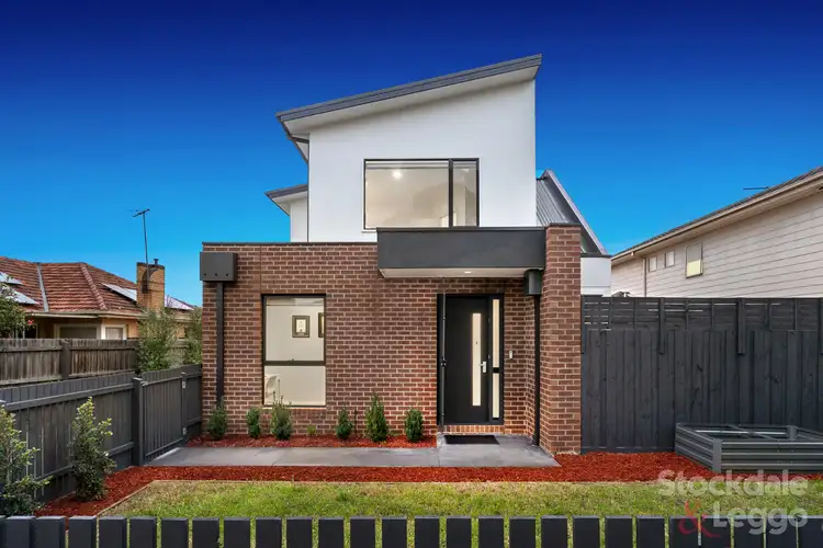 Main view of Homely townhouse listing, 1/113 Glenroy Road, Glenroy VIC 3046