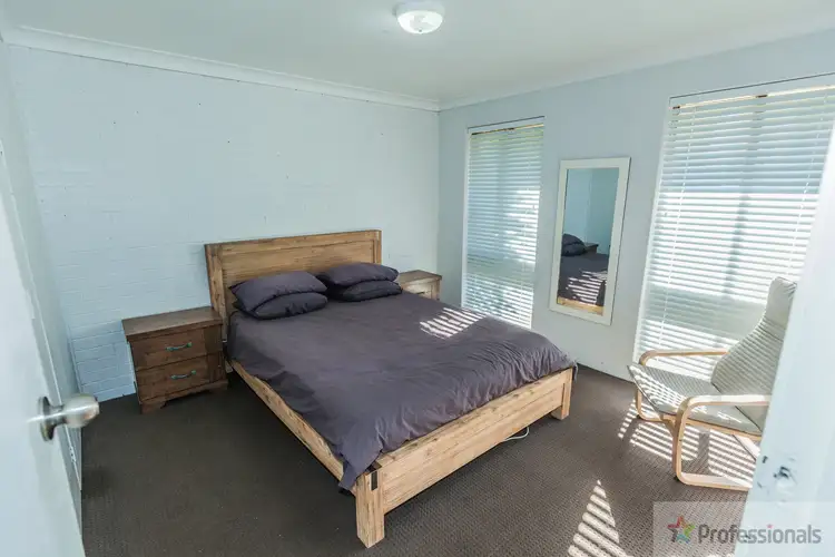 Third view of Homely block of units listing, Units 1-5 Parkview Apartments, Manjimup WA 6258