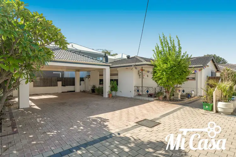 70 Marloo Road, Westminster WA 6061