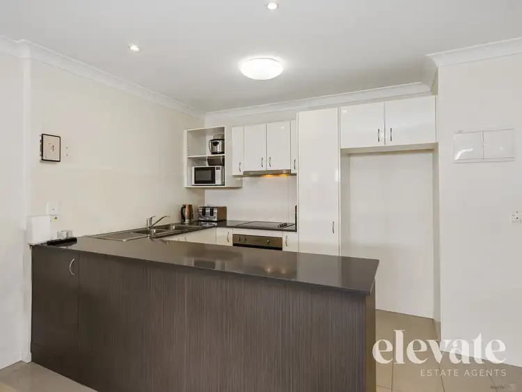 Main view of Homely apartment listing, 8/11 Cottenham Street, Fairfield QLD 4103