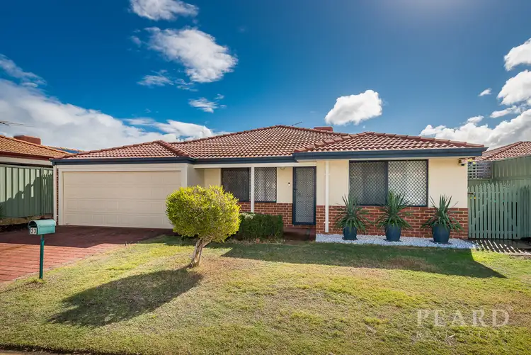 33 Adelong Circuit, Merriwa WA 6030