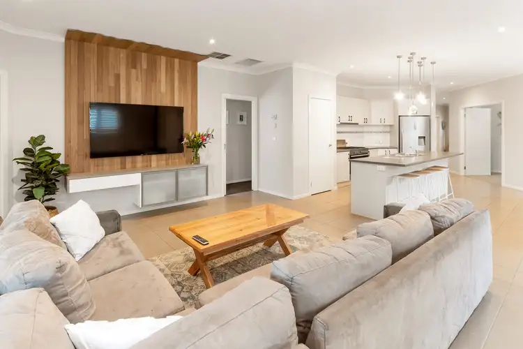 Second view of Homely house listing, 4 Santa Clara Mews, Skye VIC 3977