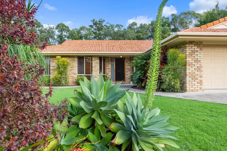 40 Kalmia Drive, Redland Bay QLD 4165