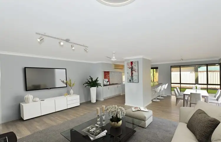 2 Talbot Close, Halls Head WA 6210