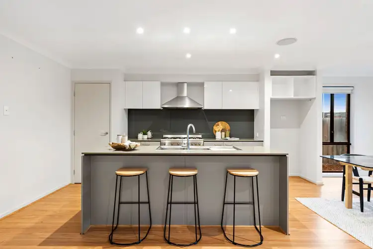 Fifth view of Homely house listing, 9 Tenneyson Close, Armstrong Creek VIC 3217