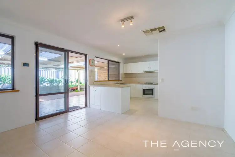 Sixth view of Homely house listing, 11 Eacham Court, South Lake WA 6164