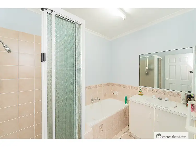 Fifth view of Homely unit listing, 2/14 Kawana Close, Kawana QLD 4701