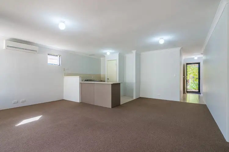 25/91 Lowanna Way, Armadale WA 6112