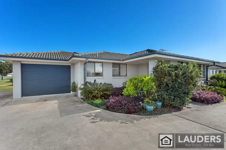 3A Albatross Way, Old Bar NSW 2430