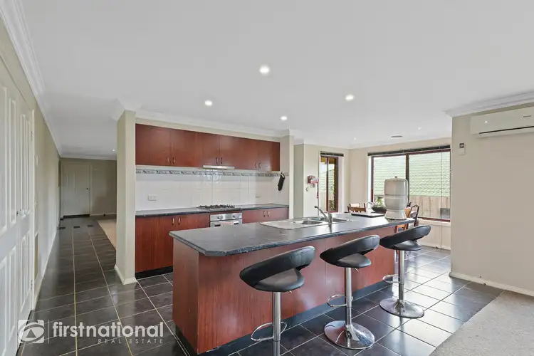 Fifth view of Homely house listing, 4 Oxley Place, Warragul VIC 3820