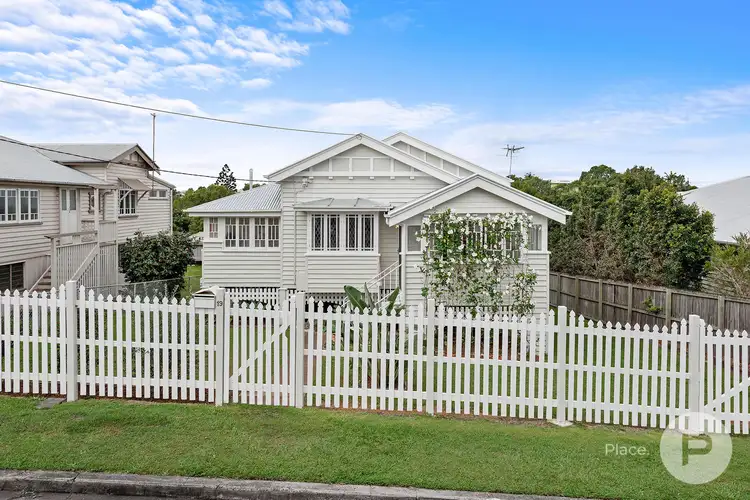 19 Derby Street, Balmoral QLD 4171