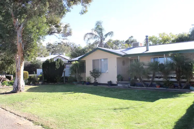 3 Mary Street, Saddleworth SA 5413