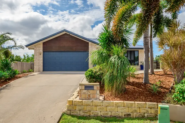 5 Llana Court, New Auckland QLD 4680