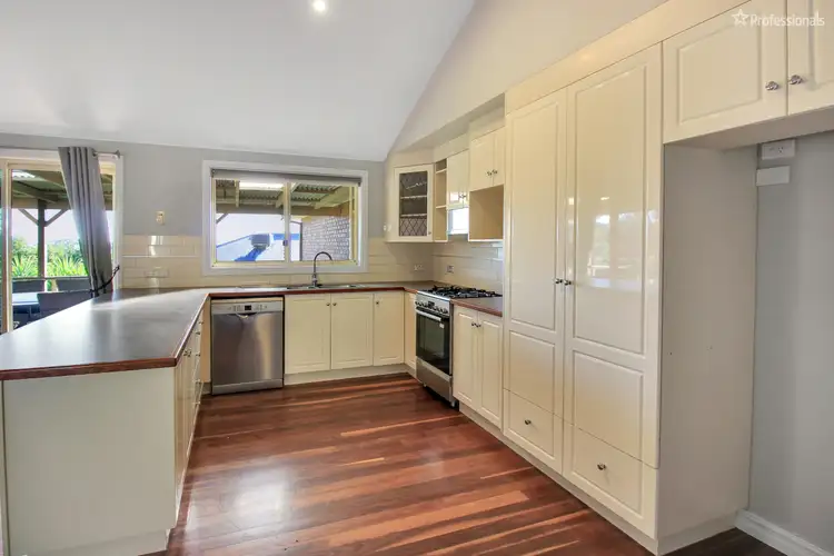 Sixth view of Homely house listing, 4 Yanko Crescent, Bourkelands NSW 2650